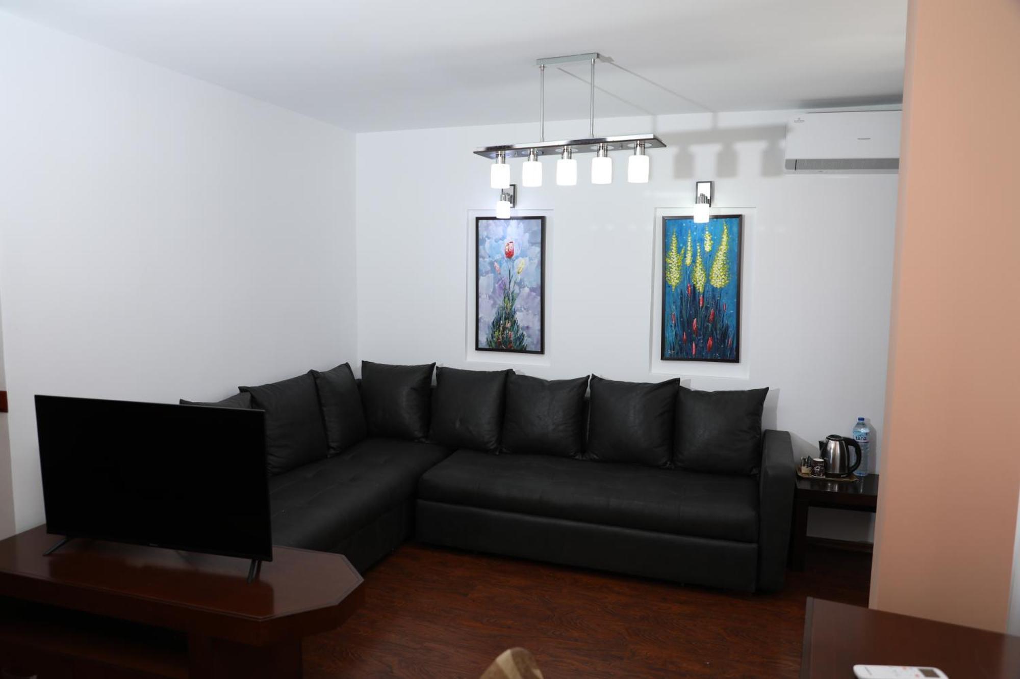 Bruti Hotel Prizren Bagian luar foto